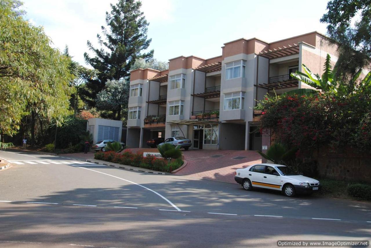 Room In Bb - Enjoy You Vacation Wail Staying In This Single Room Fit For 2 People Kigali Extérieur photo